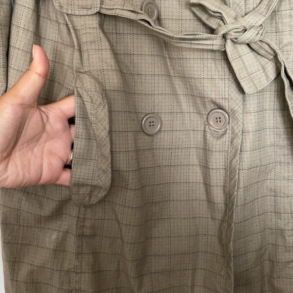 [Bundle 3 for $22] Vintage Forever 21 French coat - Picture 3 of 4